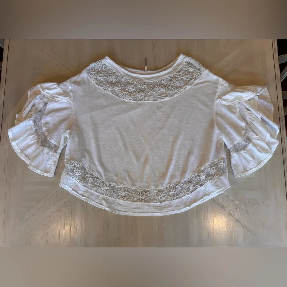 Free People Love Affair - Ivory/White Lace Knit Bell Sleeve Top – Size Small